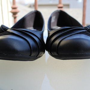 Black Slip on Dress Flats
